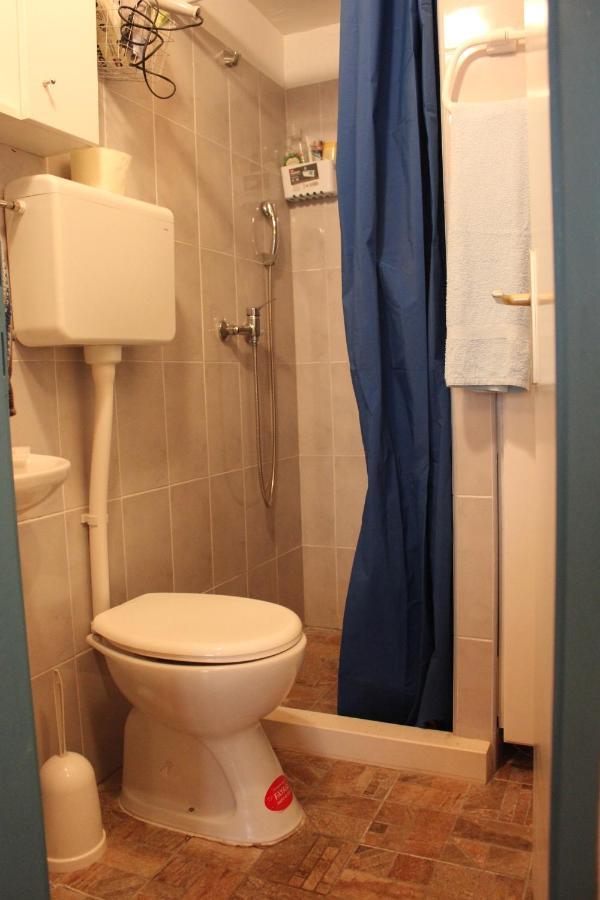Lira - Studio Apartment Трогір Екстер'єр фото